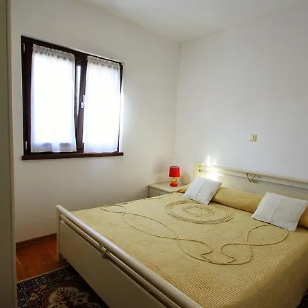 Pezzi Yellow